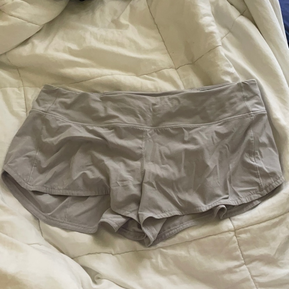 Lululemon speed up short